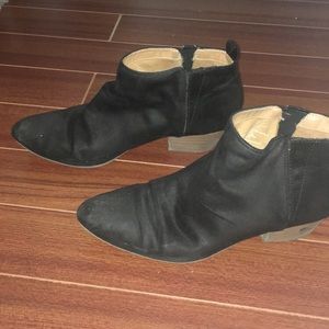 Old navy boots-slouchy